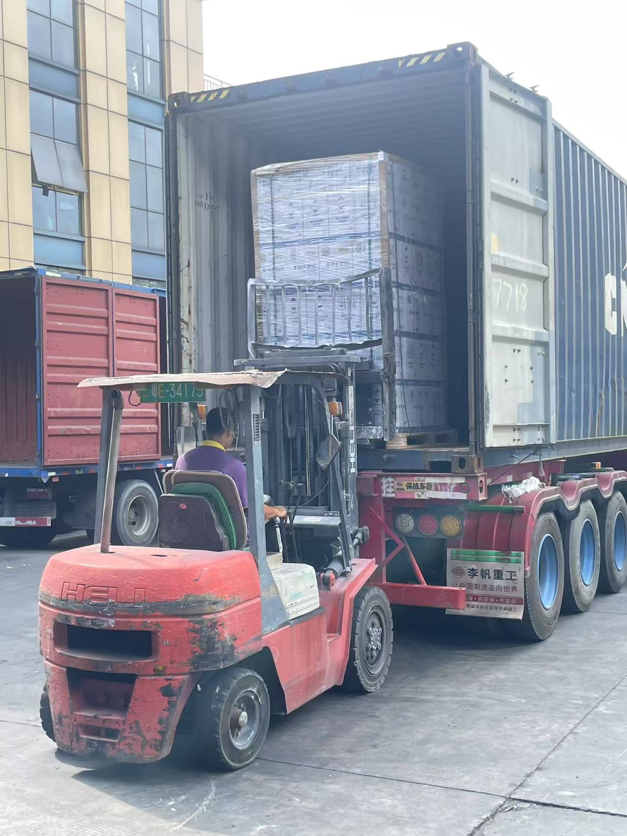 pu foam goods loading